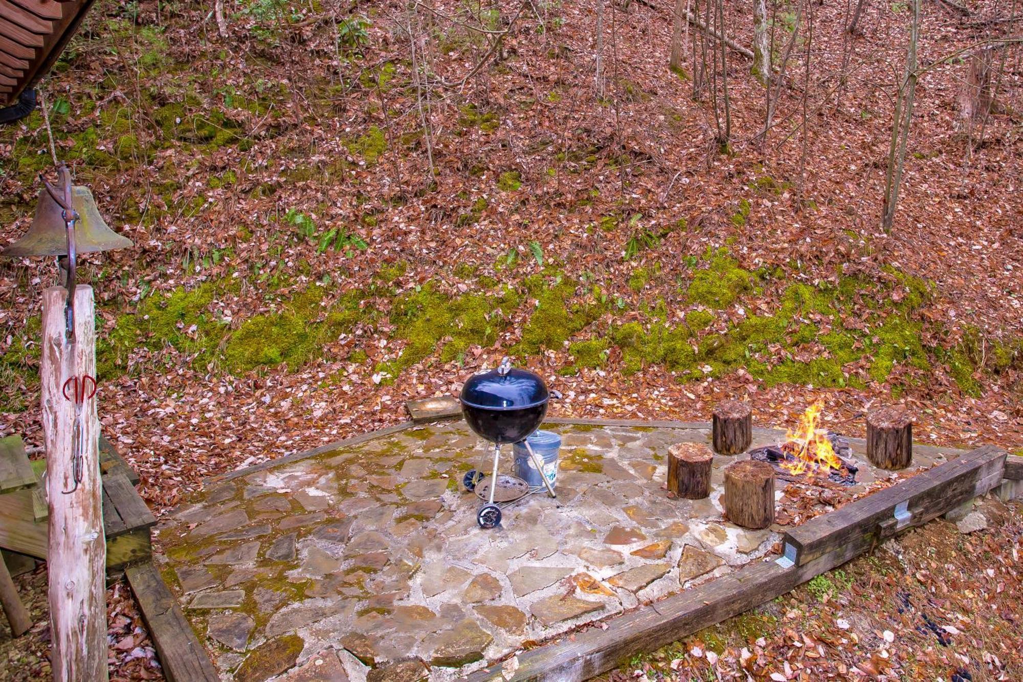 Alpine Joy-Hot Tub, Pond Access ,1089 Of Free Tickets For Each Paid Day, Dollywood And More! تاونسيند الغرفة الصورة
